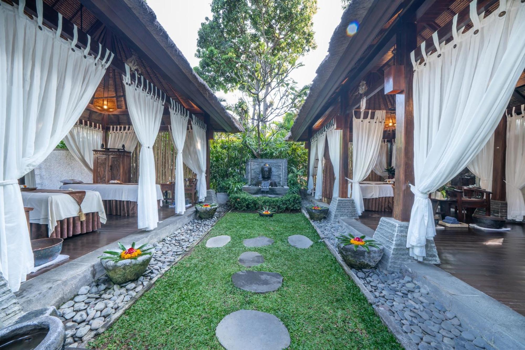 The Lovina Hotel Luaran gambar